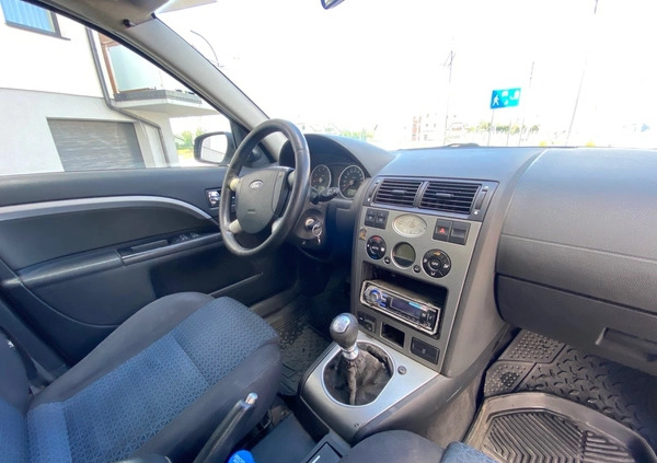 Ford Mondeo cena 3900 przebieg: 349000, rok produkcji 2004 z Lubawa małe 232